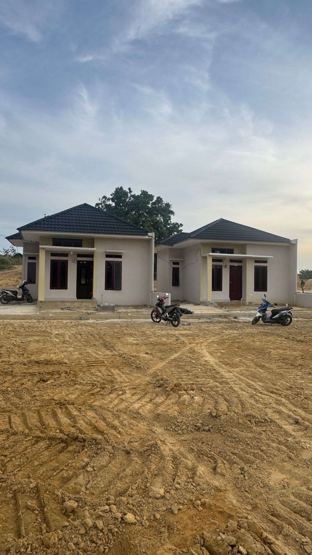 foto contoh rumah perumahan VILA KELAPA GADING