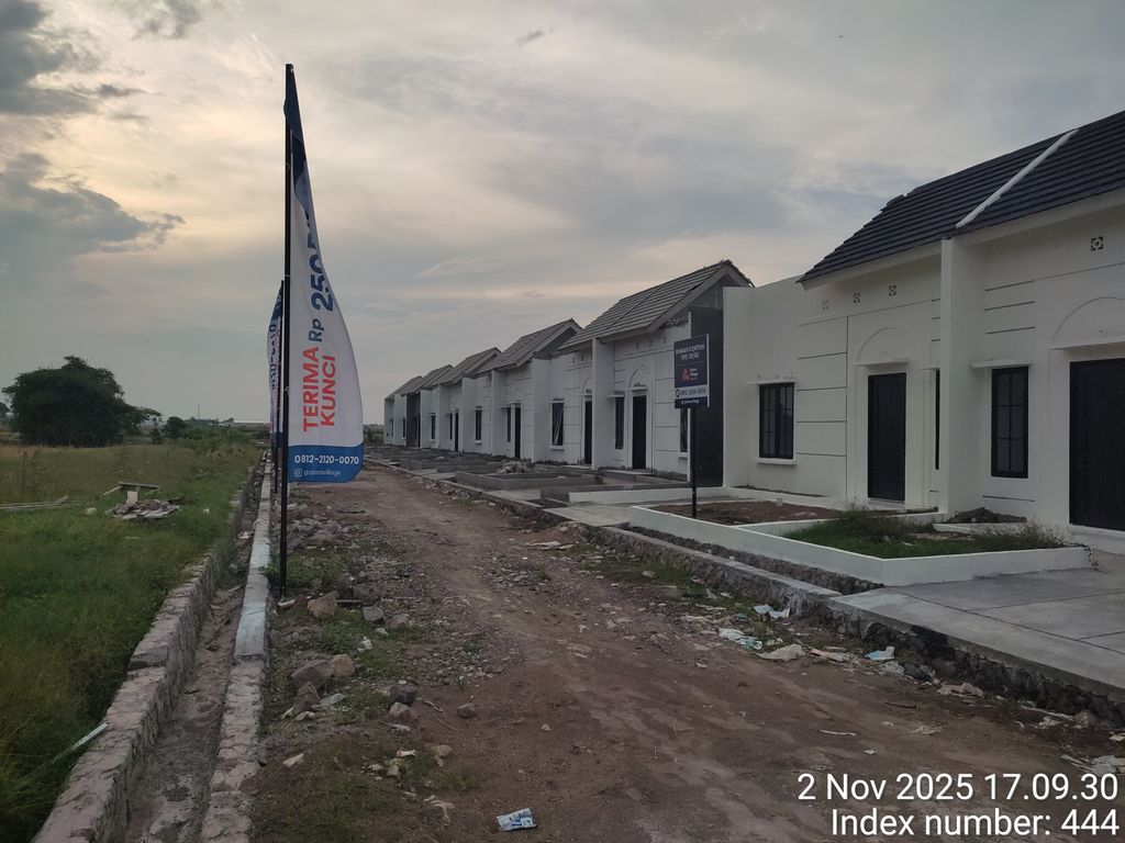 foto posisi tengah perumahan ALANA VILLAGE PABEDILAN