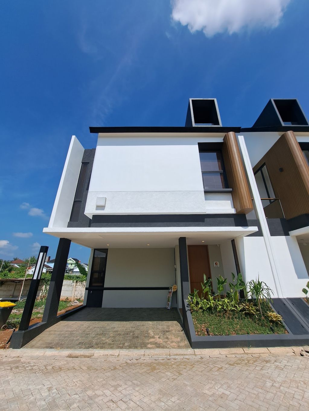 foto tampak rumah tipe B01 perumahan Prominence House