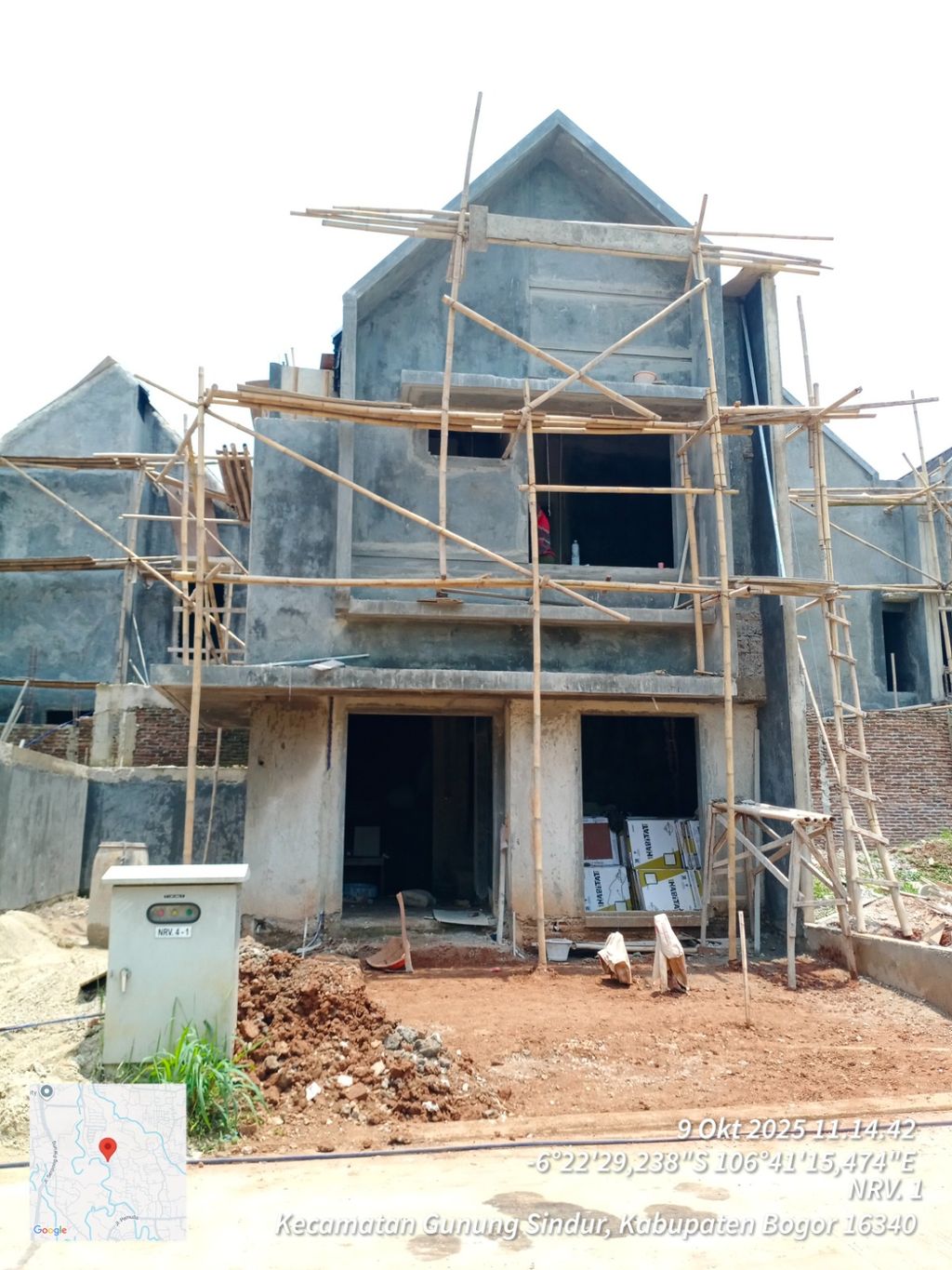 foto tampak rumah tipe RV5-0011 perumahan SERPONG NATURA CITY