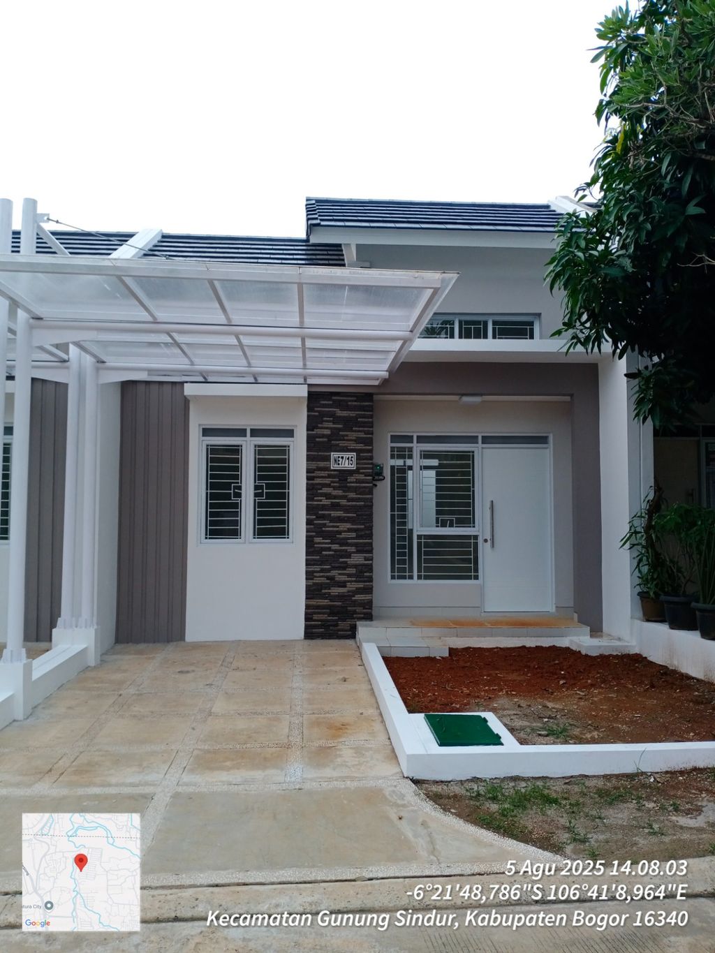 foto tampak rumah tipe NE7-0015 perumahan SERPONG NATURA CITY