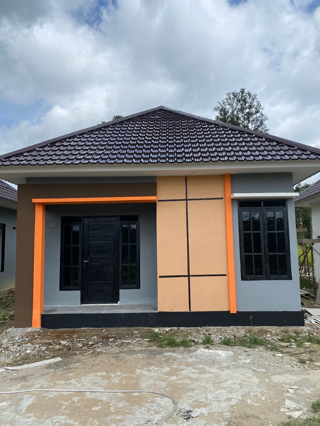 foto contoh rumah perumahan CIPTA RAYA TEBELIAN