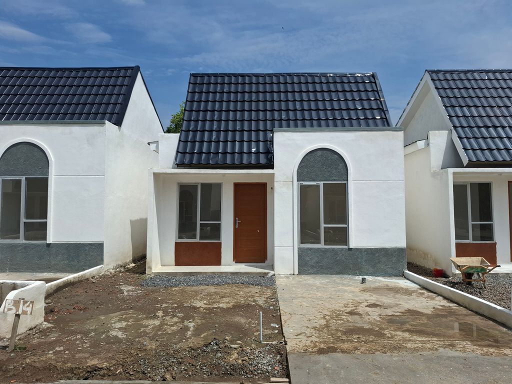 foto contoh rumah perumahan THE HARMONY