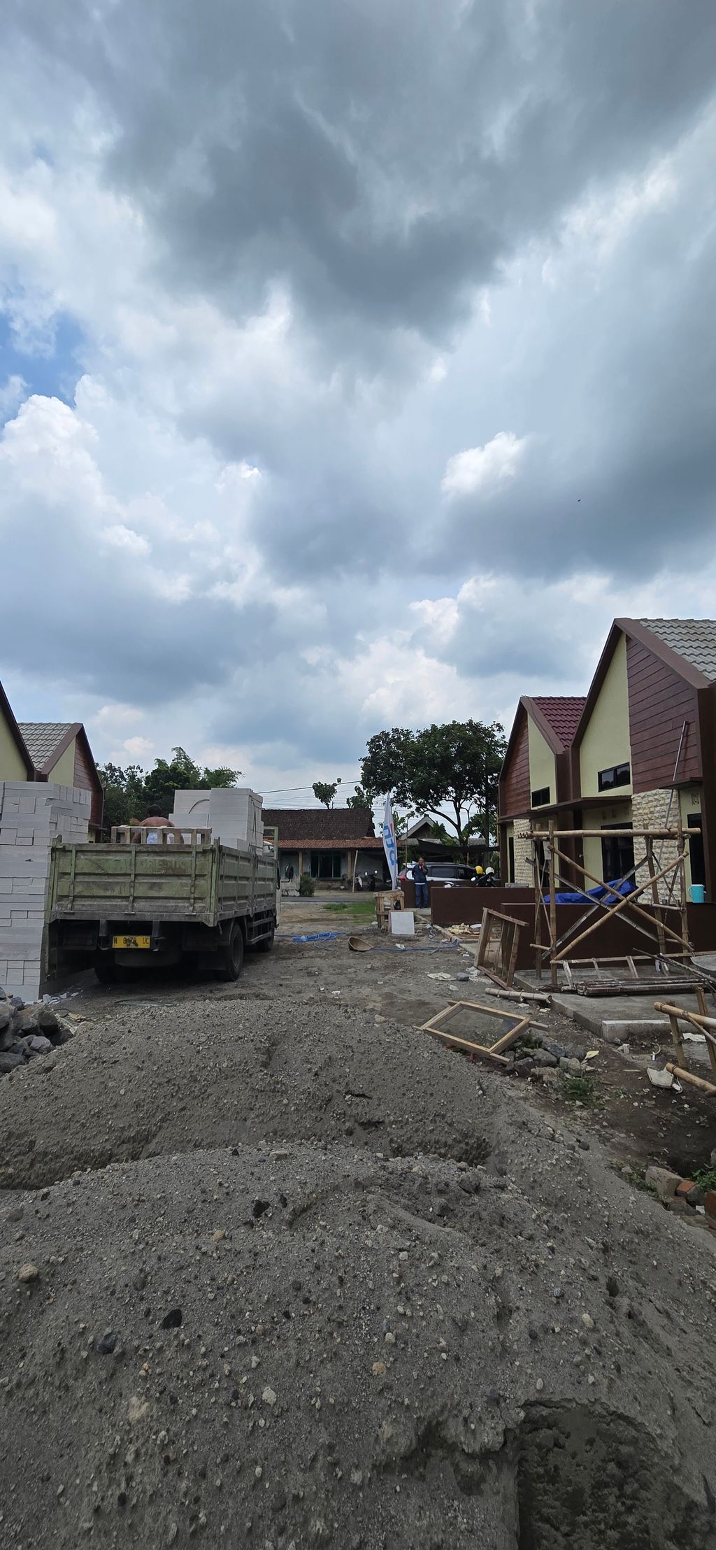 foto posisi tengah perumahan BUMI REJO RESIDENCE