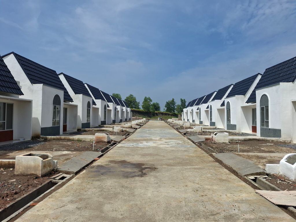 foto posisi tengah perumahan THE HARMONY