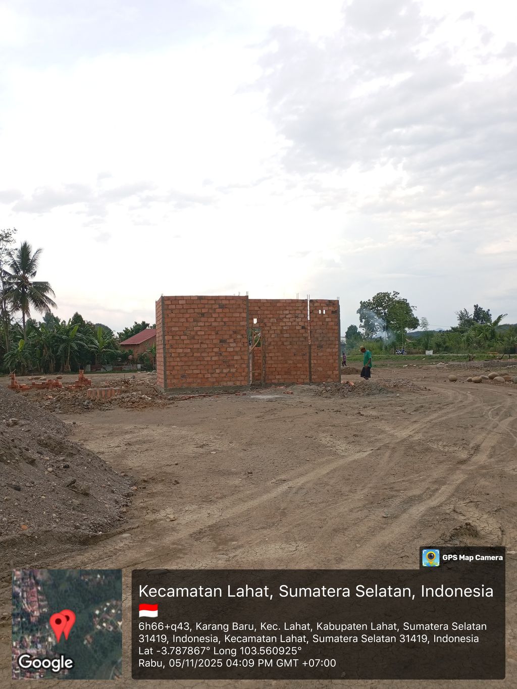 foto posisi tengah perumahan Grand Demang Asri