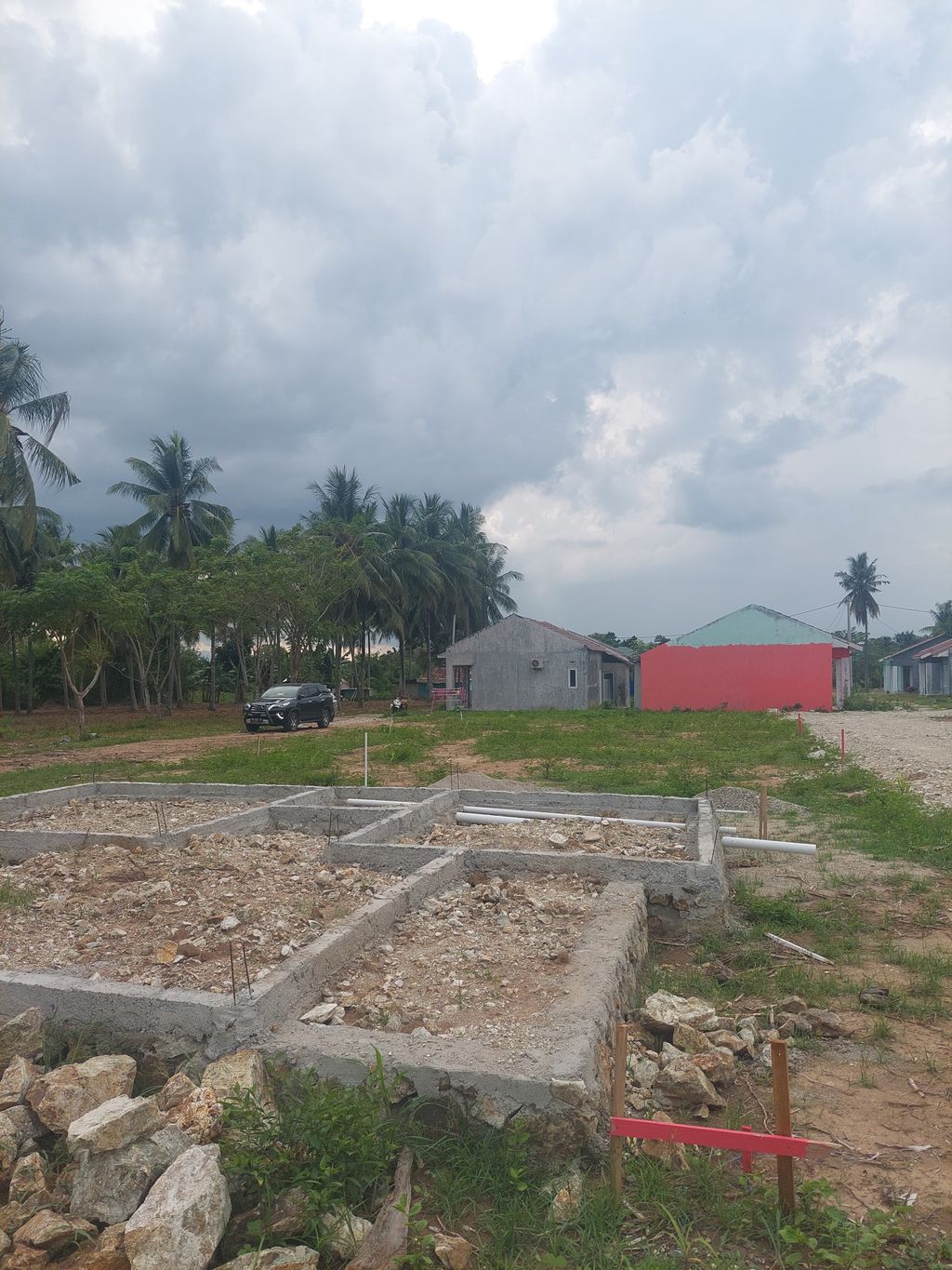 foto posisi tengah perumahan Laguna Albani Permai IV