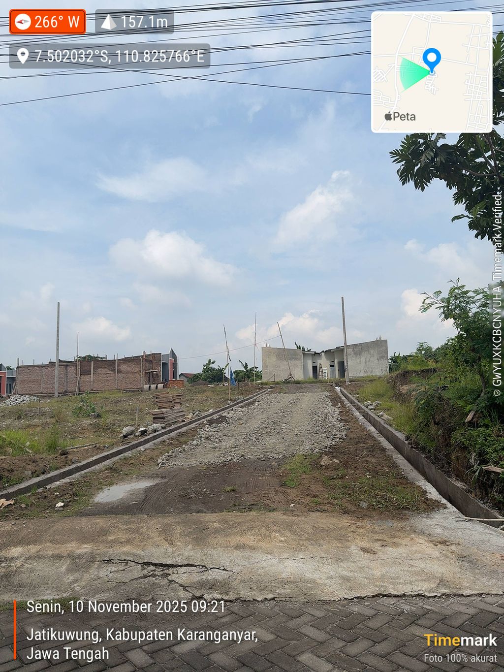 foto gerbang perumahan OEMAH JATIKUWUNG ASRI 2