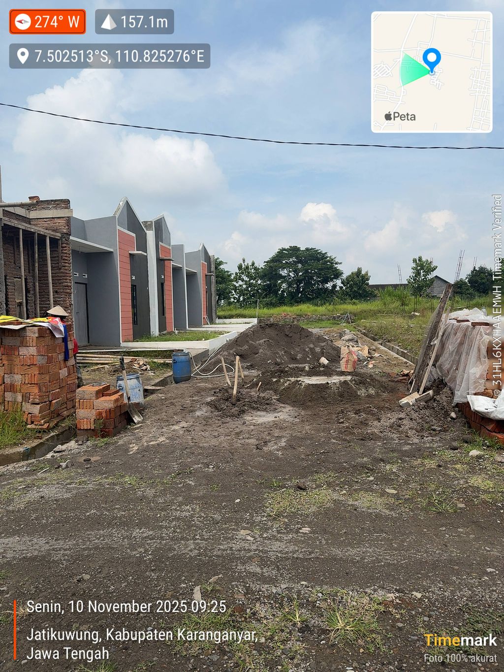 foto posisi tengah perumahan OEMAH JATIKUWUNG ASRI 2