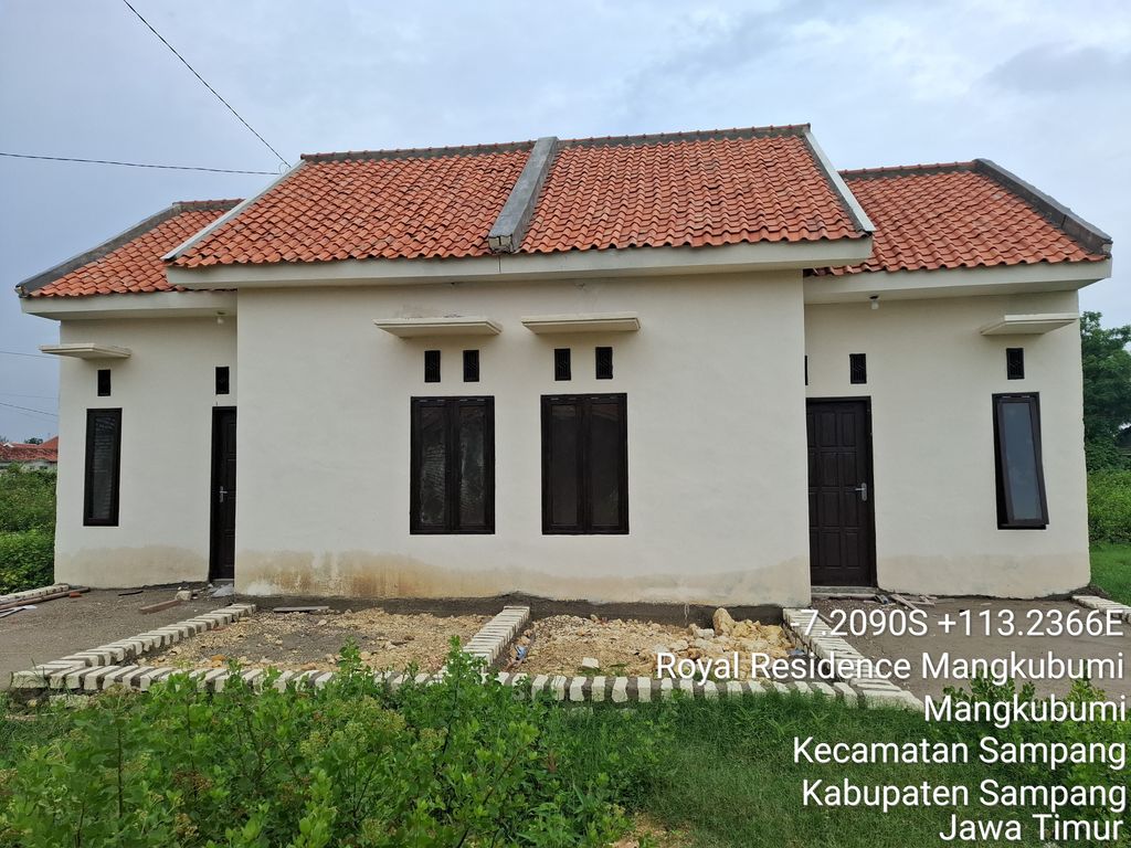 foto contoh rumah perumahan ROYAL MANGKUBUMI