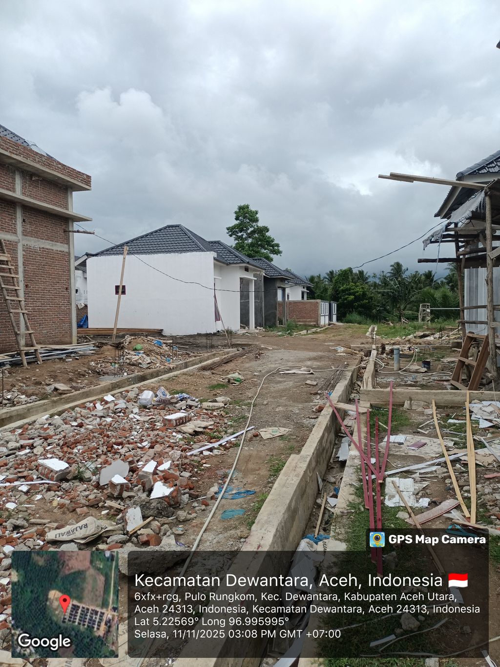 foto posisi tengah perumahan PERUMAHAN CALOK GIRI INDAH 2