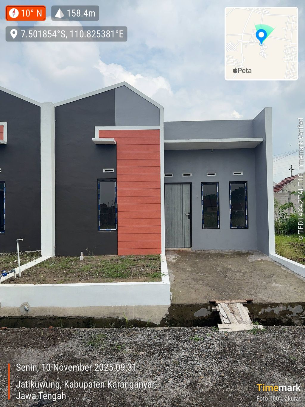 foto tampak rumah tipe 30/60 perumahan OEMAH JATIKUWUNG ASRI 2