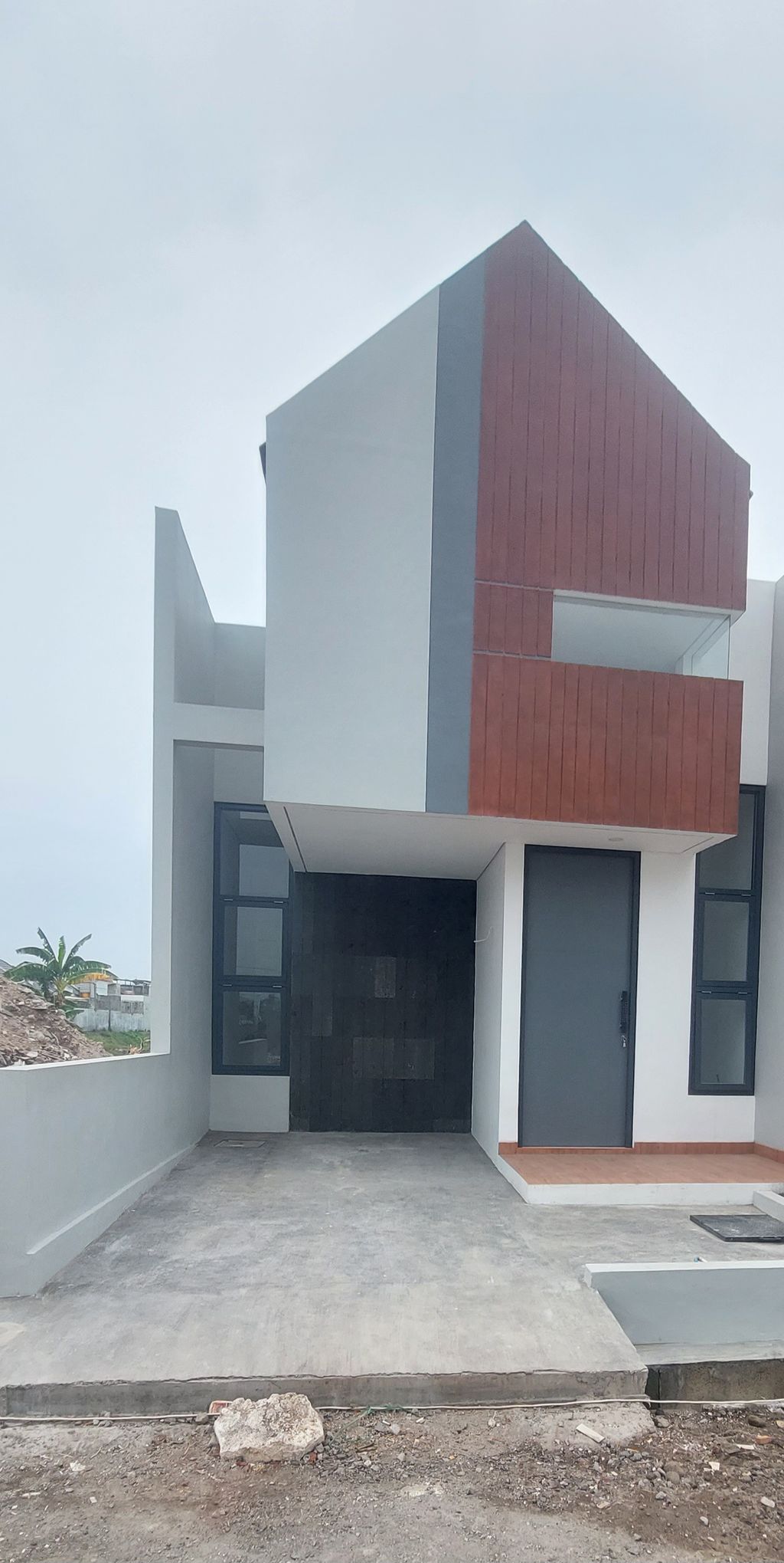 foto tampak rumah tipe T. 38 perumahan THE PERMATA VILLAS