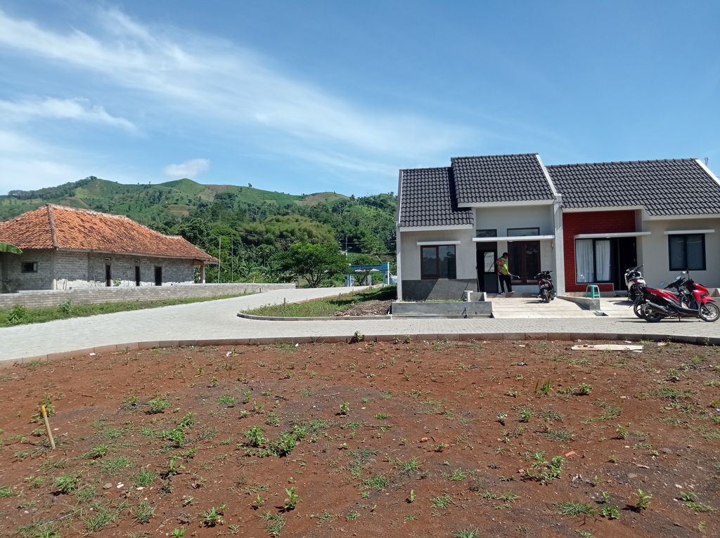 foto posisi tengah perumahan SANGGAR INDAH PARAHYANGAN