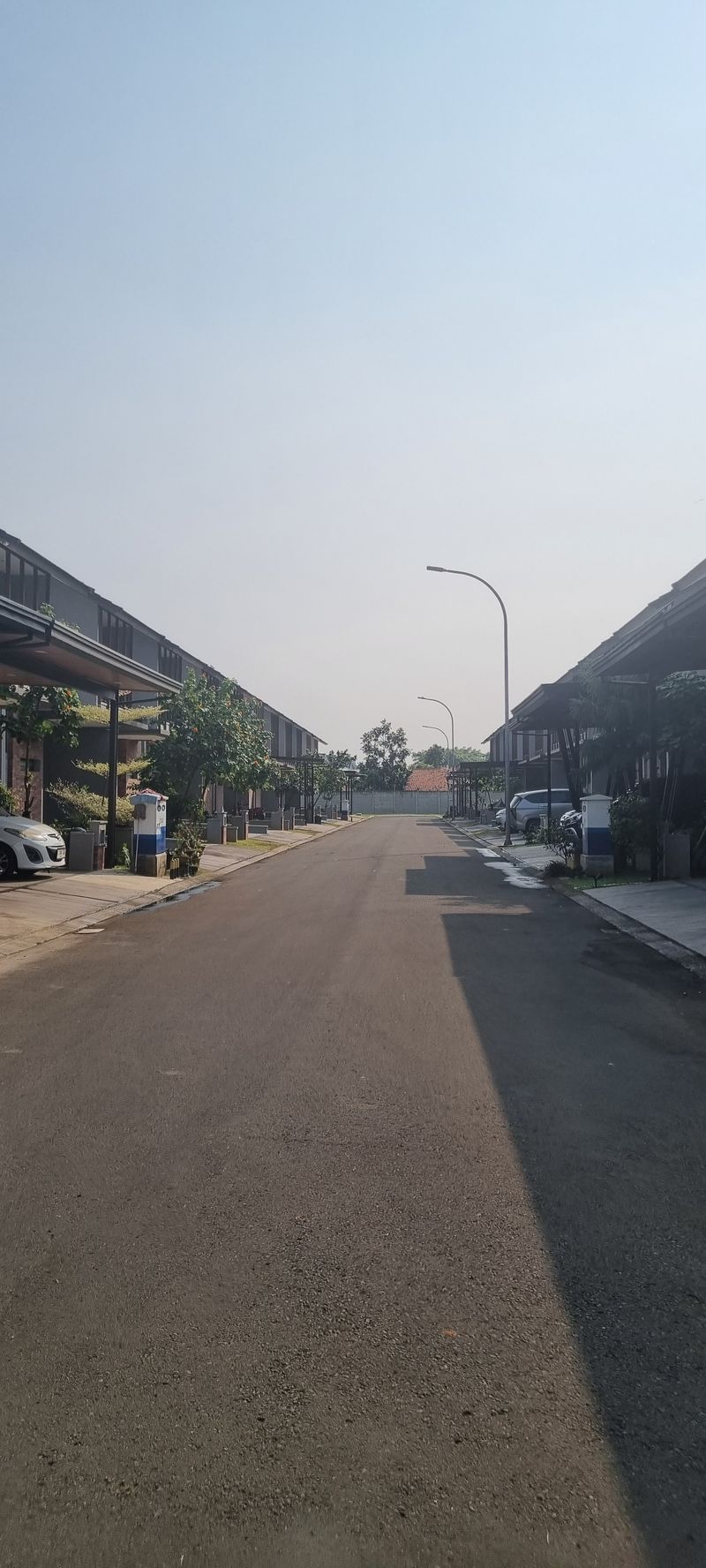 foto posisi tengah perumahan CLUSTER DAKOTA, SUVARNA SUTERA