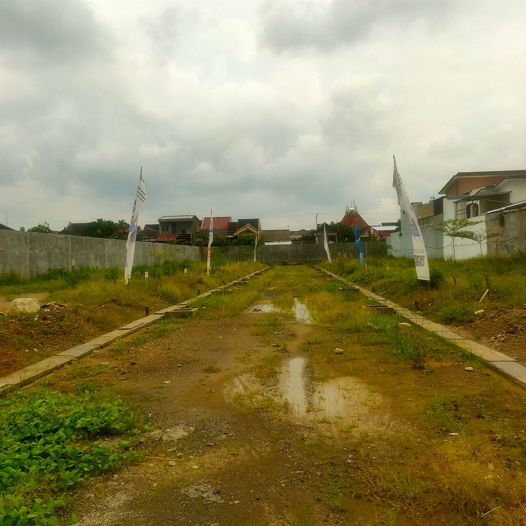 foto posisi tengah perumahan The Belrose Residence