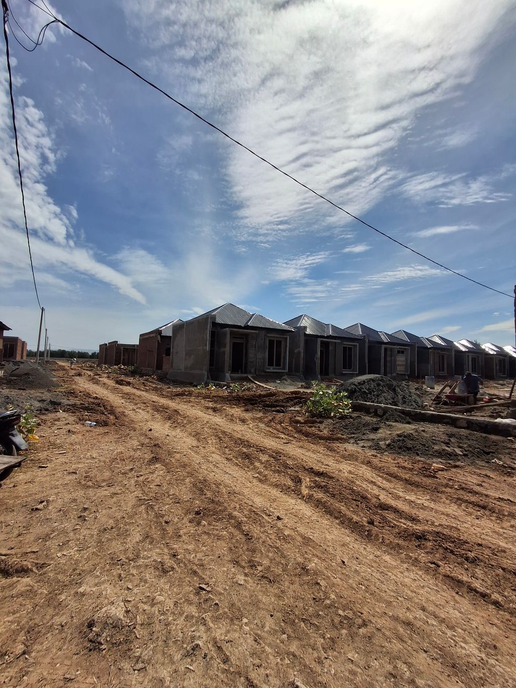 foto posisi tengah perumahan CEMARA ASRI TIBANG II