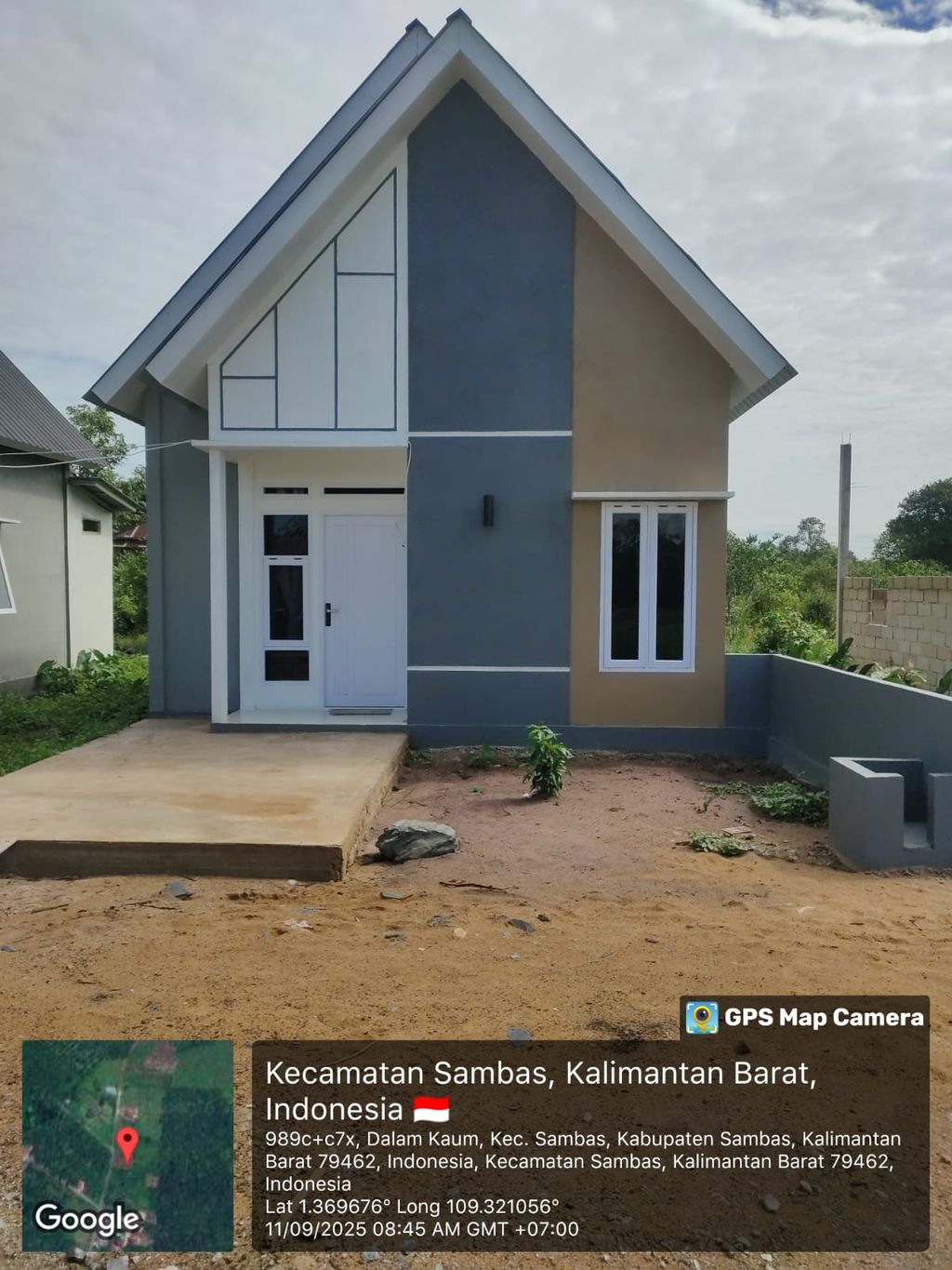 foto tampak rumah tipe 36/144 perumahan NEW AGE PANGLIPUR