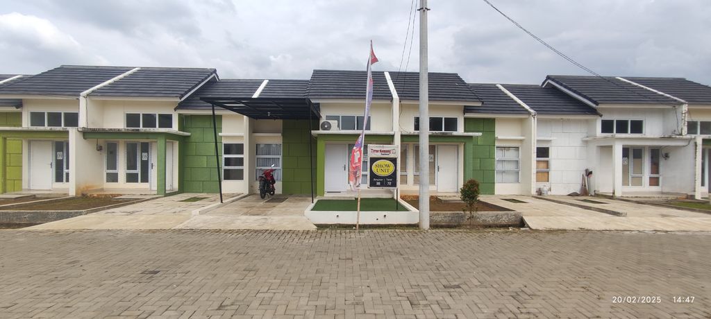 foto contoh rumah perumahan Teras Kemang Residence