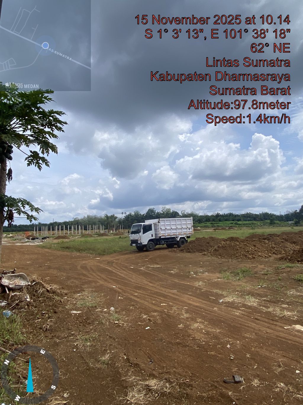 foto posisi tengah perumahan RAYHANA LAND