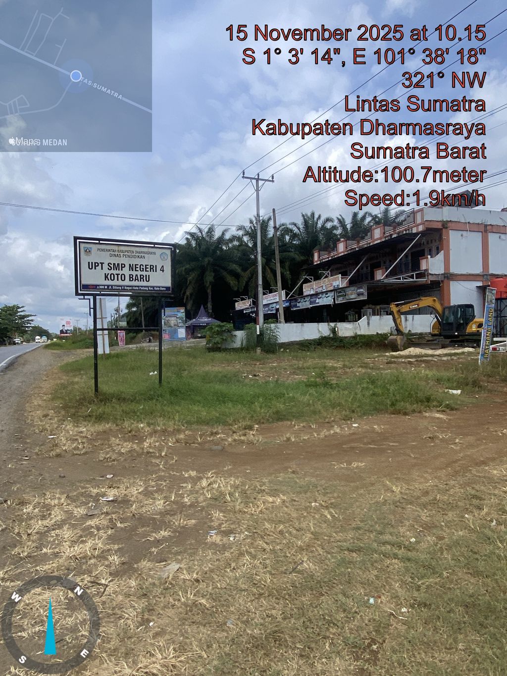 foto gerbang perumahan RAYHANA LAND