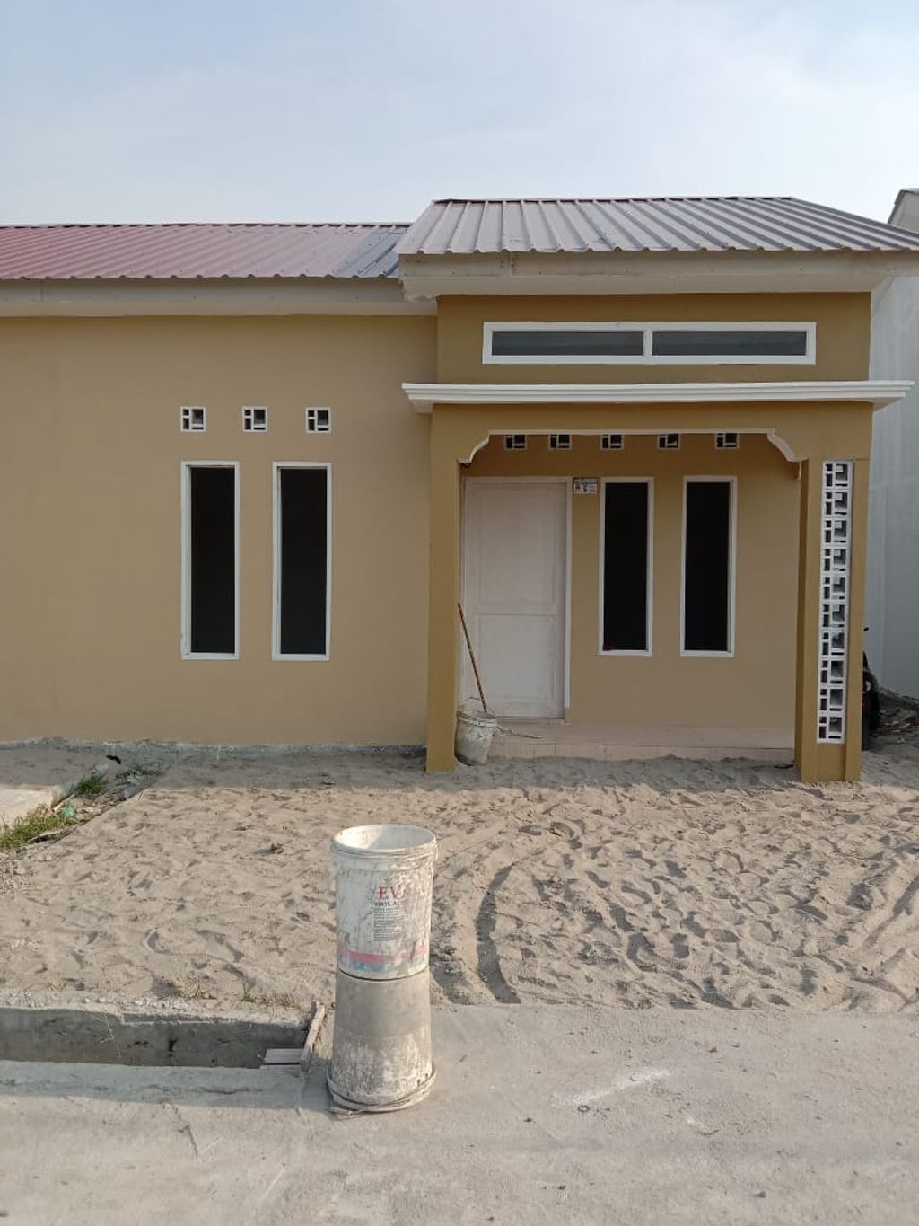 foto tampak rumah tipe 36 perumahan BATUBARA GREATLAND 3