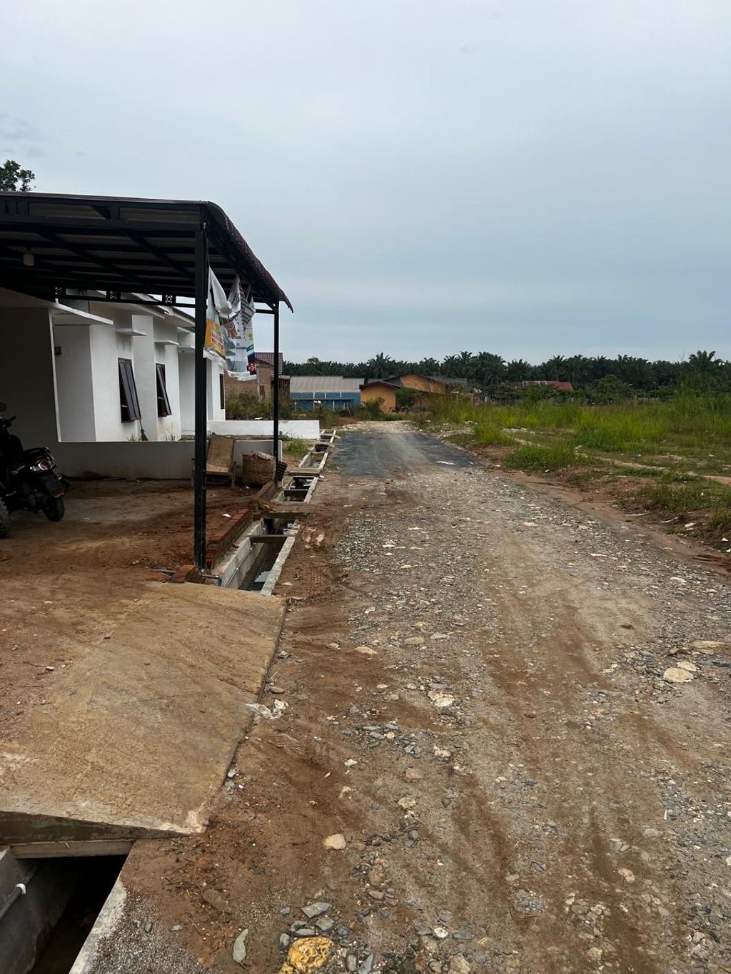 foto tampak rumah tipe 36 perumahan PUTRA RAJA