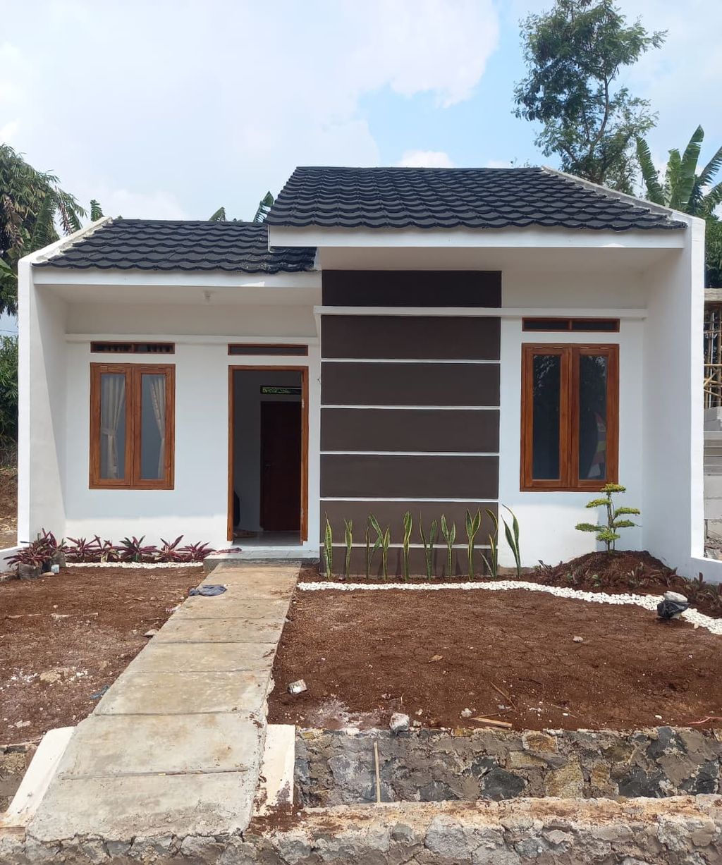 foto tampak rumah tipe 30/60 perumahan Bumi Barukai Persada