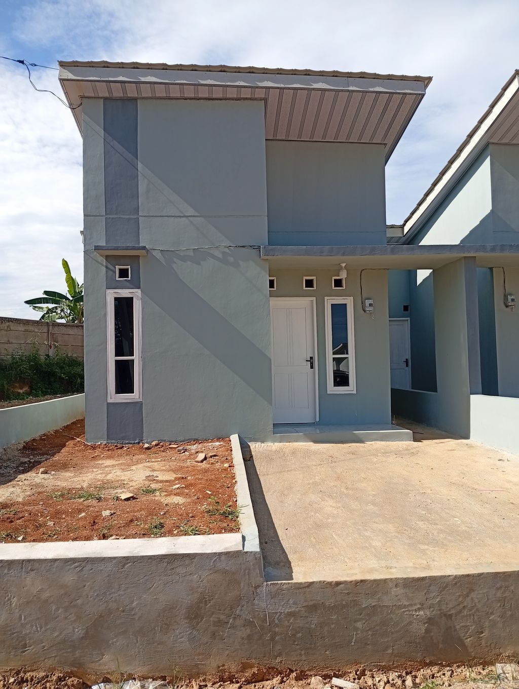 foto contoh rumah perumahan PERUMAHAN ADILUHUNG 99