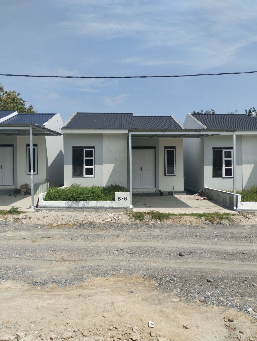 foto contoh rumah perumahan UKHUWAH LAND TINGGEDE