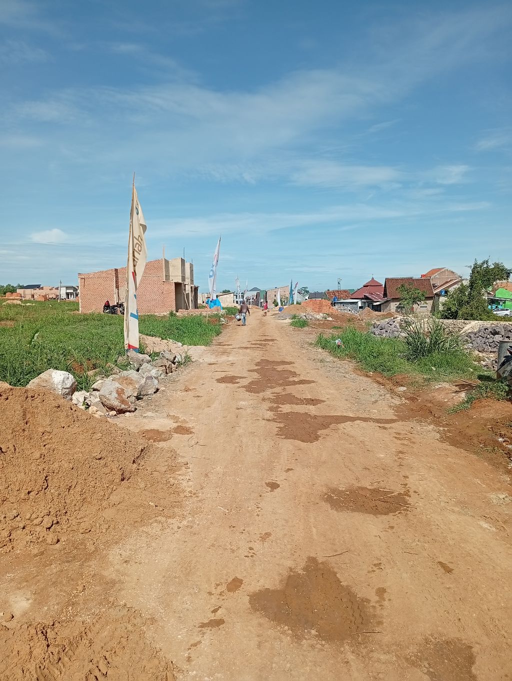 foto posisi tengah perumahan PERUMAHAN ADILUHUNG 99