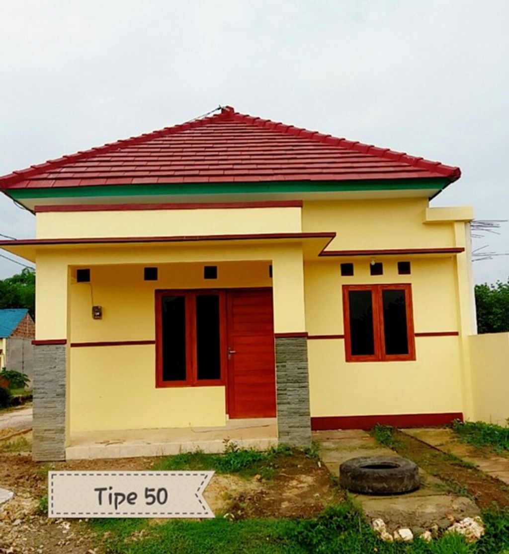 foto tampak rumah tipe FLAMBOYAN perumahan Tunjungan Park Residence