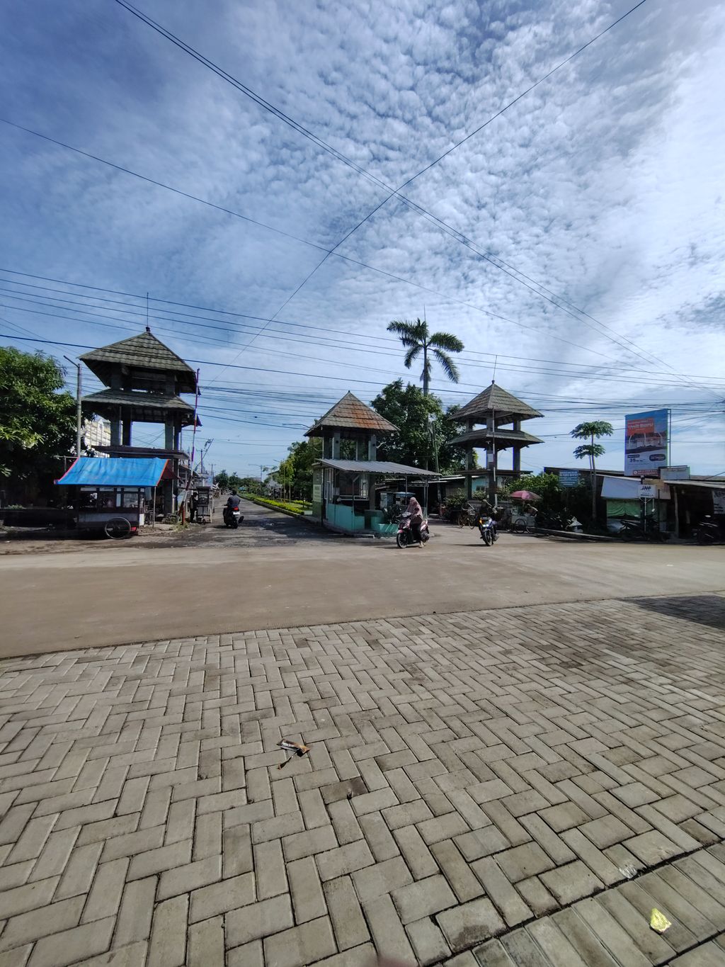 foto gerbang perumahan TAMAN KALIWULU INDAH Blok.i