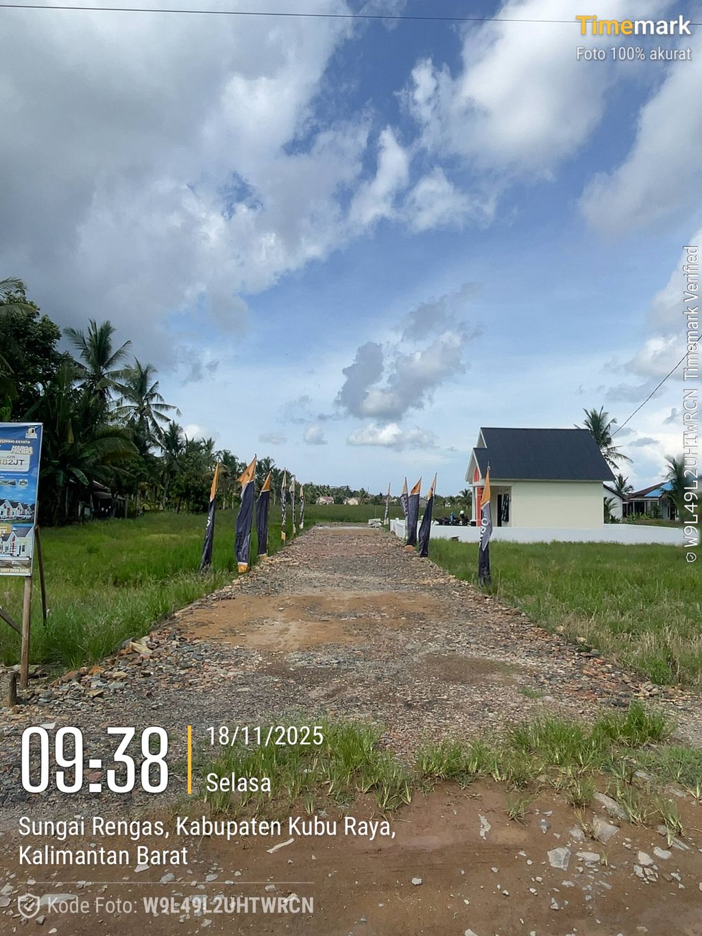 foto gerbang perumahan BORNEO LIVING ESTATE