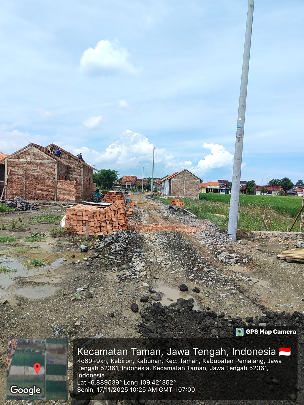 foto posisi tengah perumahan OASE 10