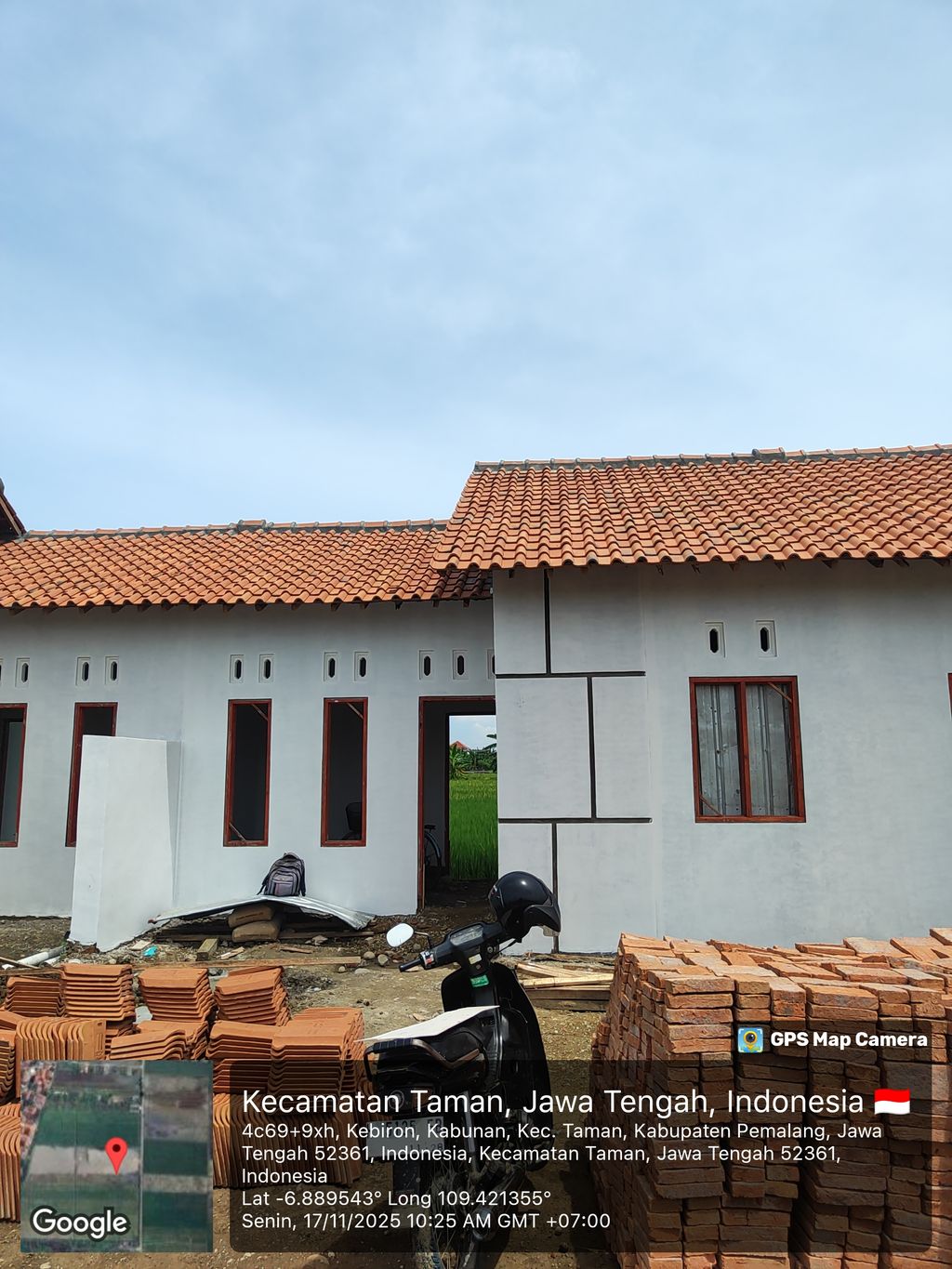 foto tampak rumah tipe 30 perumahan OASE 10