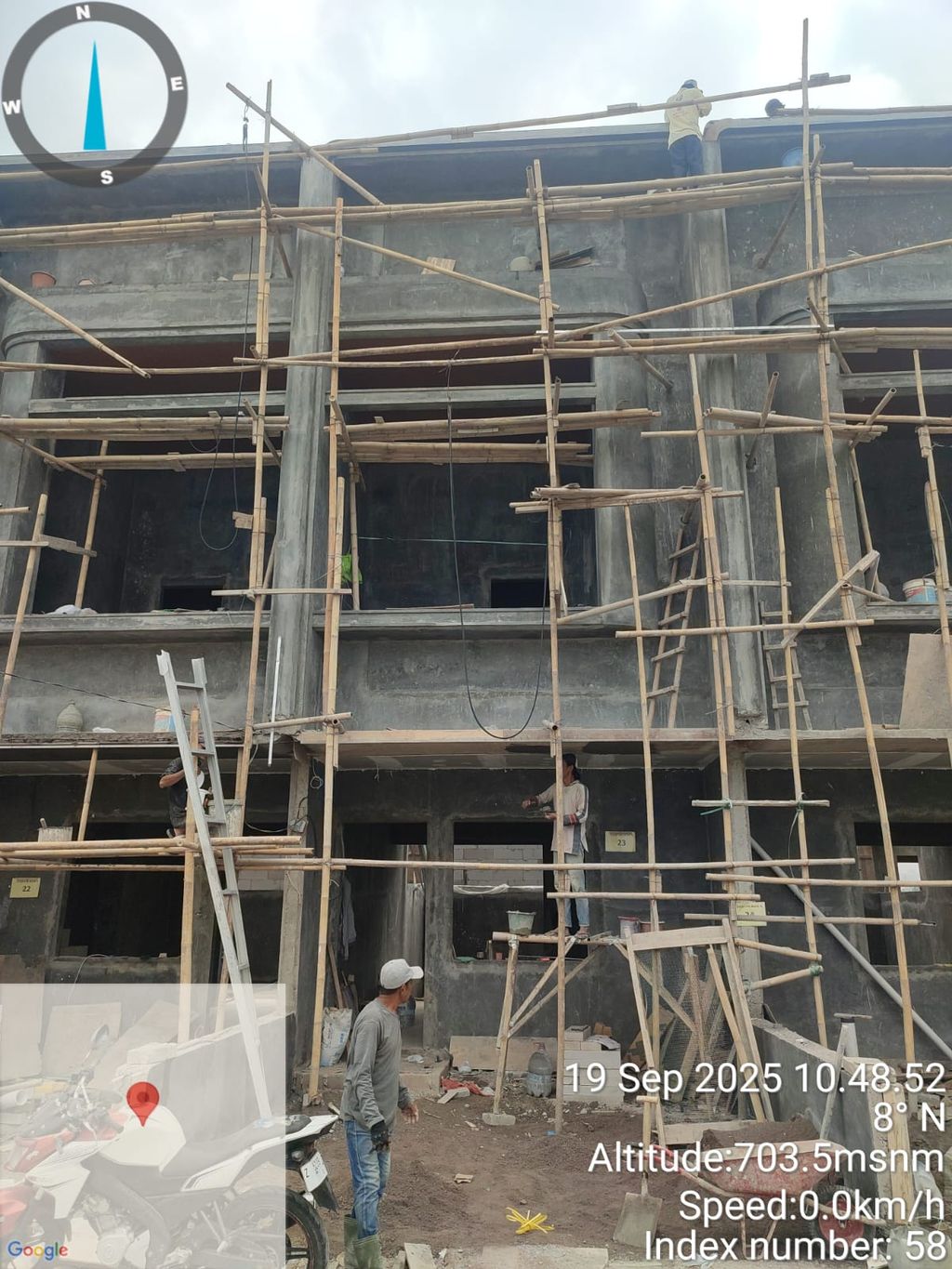 foto tampak rumah tipe 50 Compact Minimalis HC (585) perumahan Cluster Everton