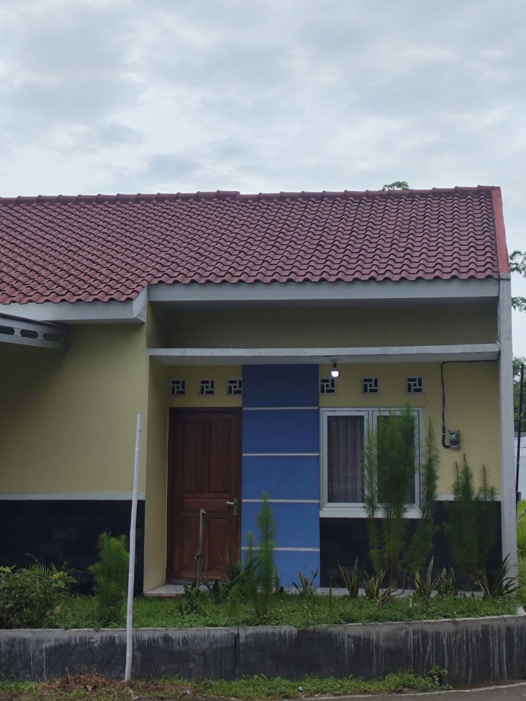 foto tampak rumah tipe 36/89 perumahan Perumahan Ivory Residence