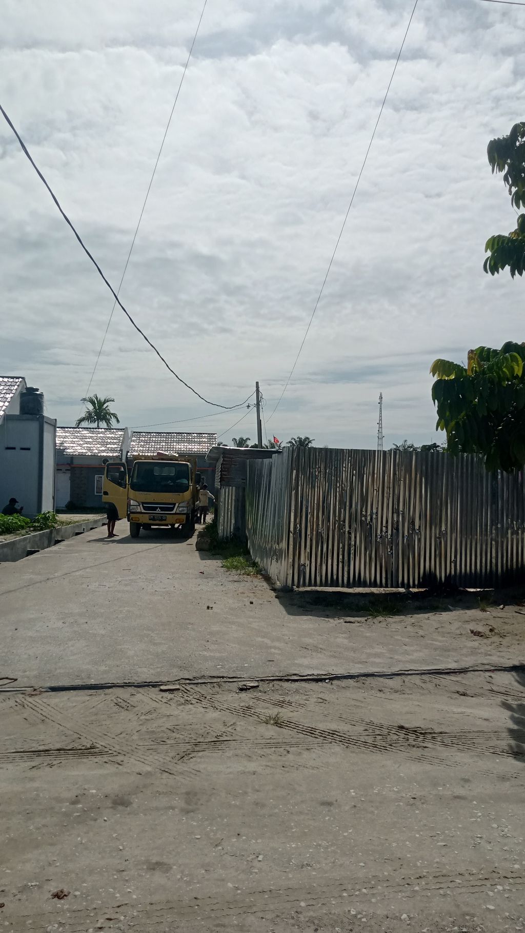 foto gerbang perumahan PERUMAHAN GRIYA PESONA PENDAWA TAHAP III