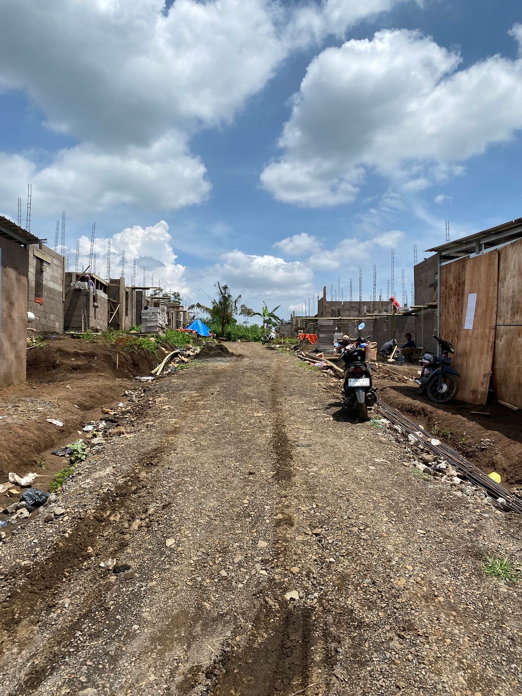 foto posisi tengah perumahan Marison Gondowangi Regency