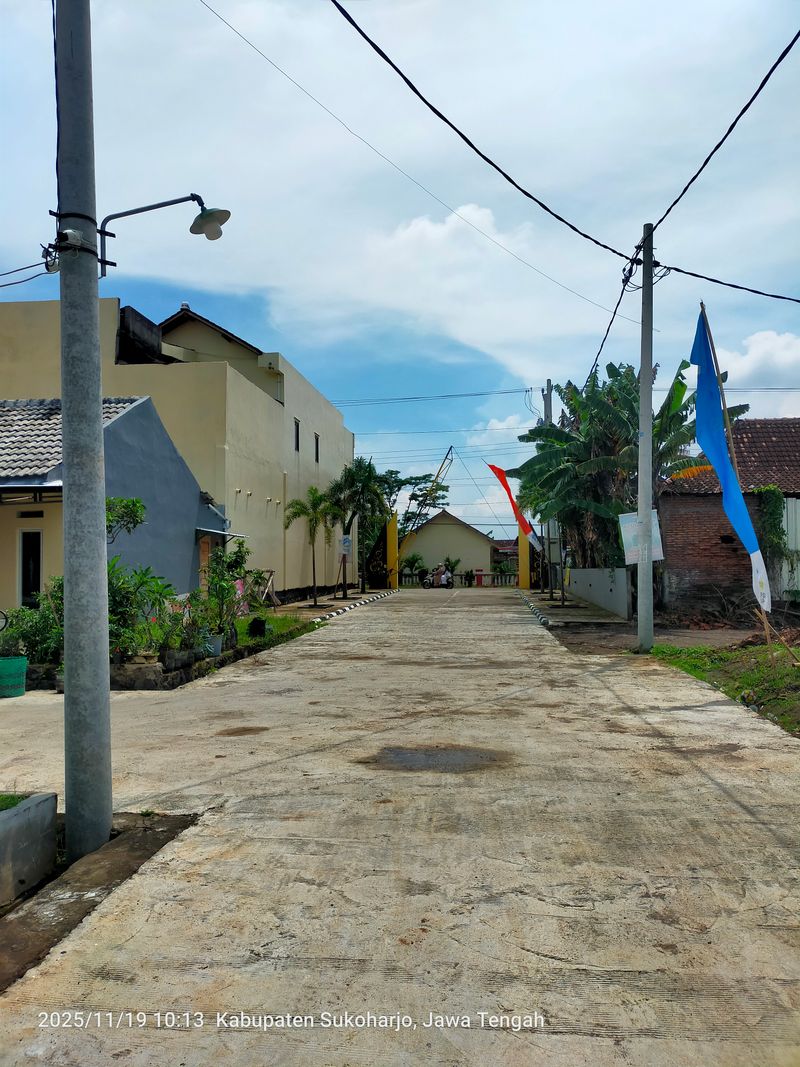 foto posisi tengah perumahan PESONA GAMERSI KRIWEN