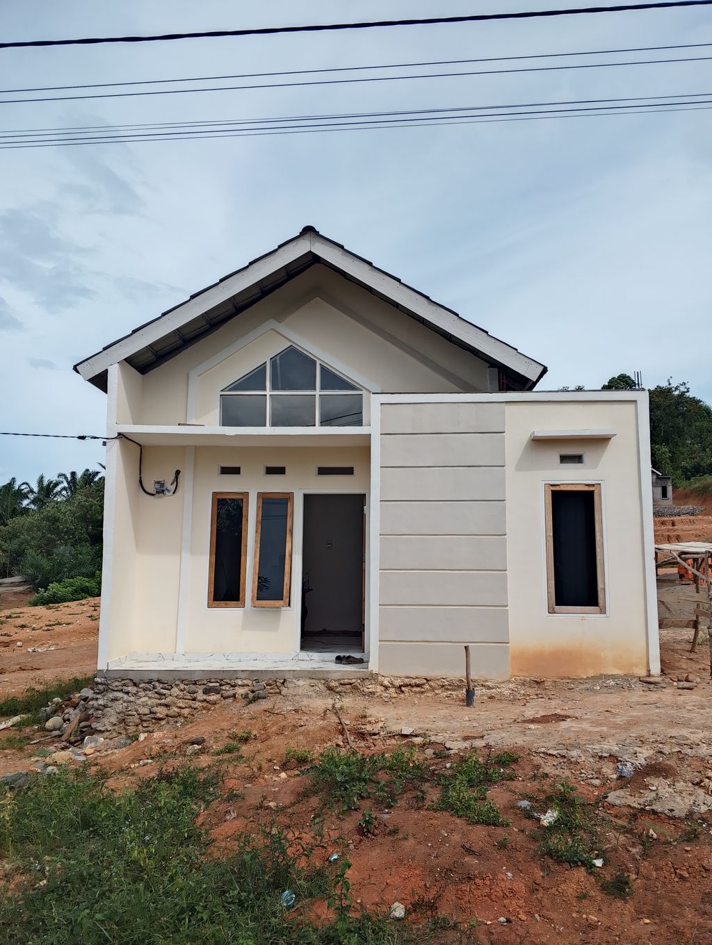 foto tampak rumah tipe 36 perumahan PERUMAHAN BUKIT GELINCIR INDAH