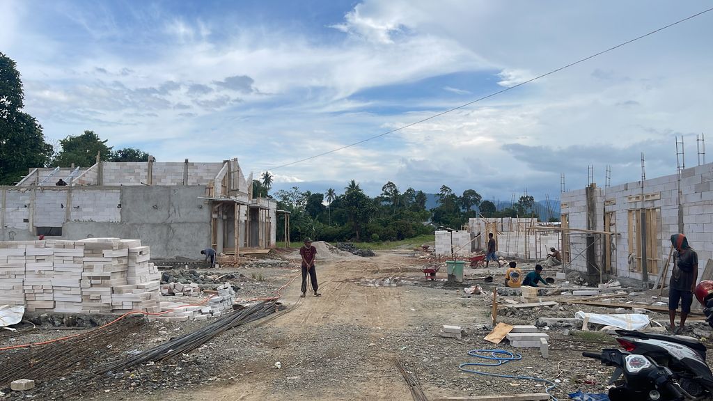 foto posisi tengah perumahan THE JIRANA PERMAI 2