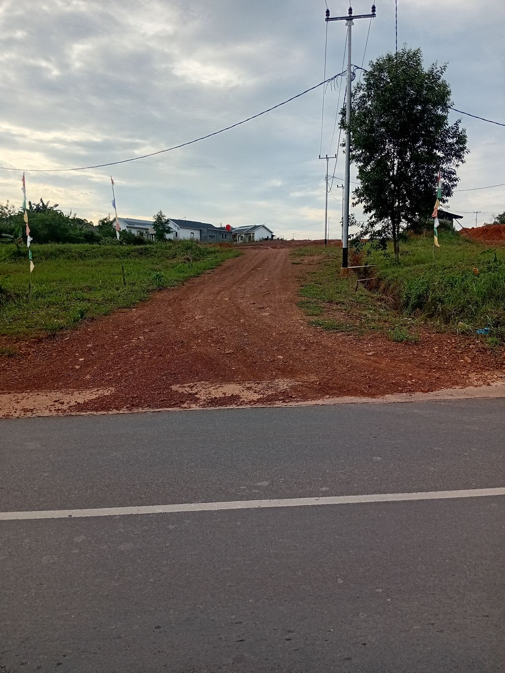 foto gerbang perumahan GESYA GURINDAM 3