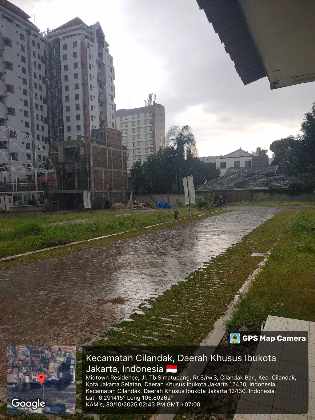 foto gerbang perumahan RUMA CILANDAK