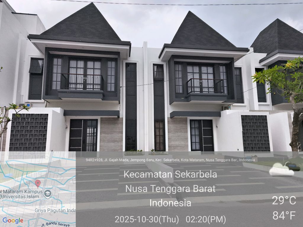 foto tampak rumah tipe 100 2 Lantai perumahan ALANA CROWN HOUSE