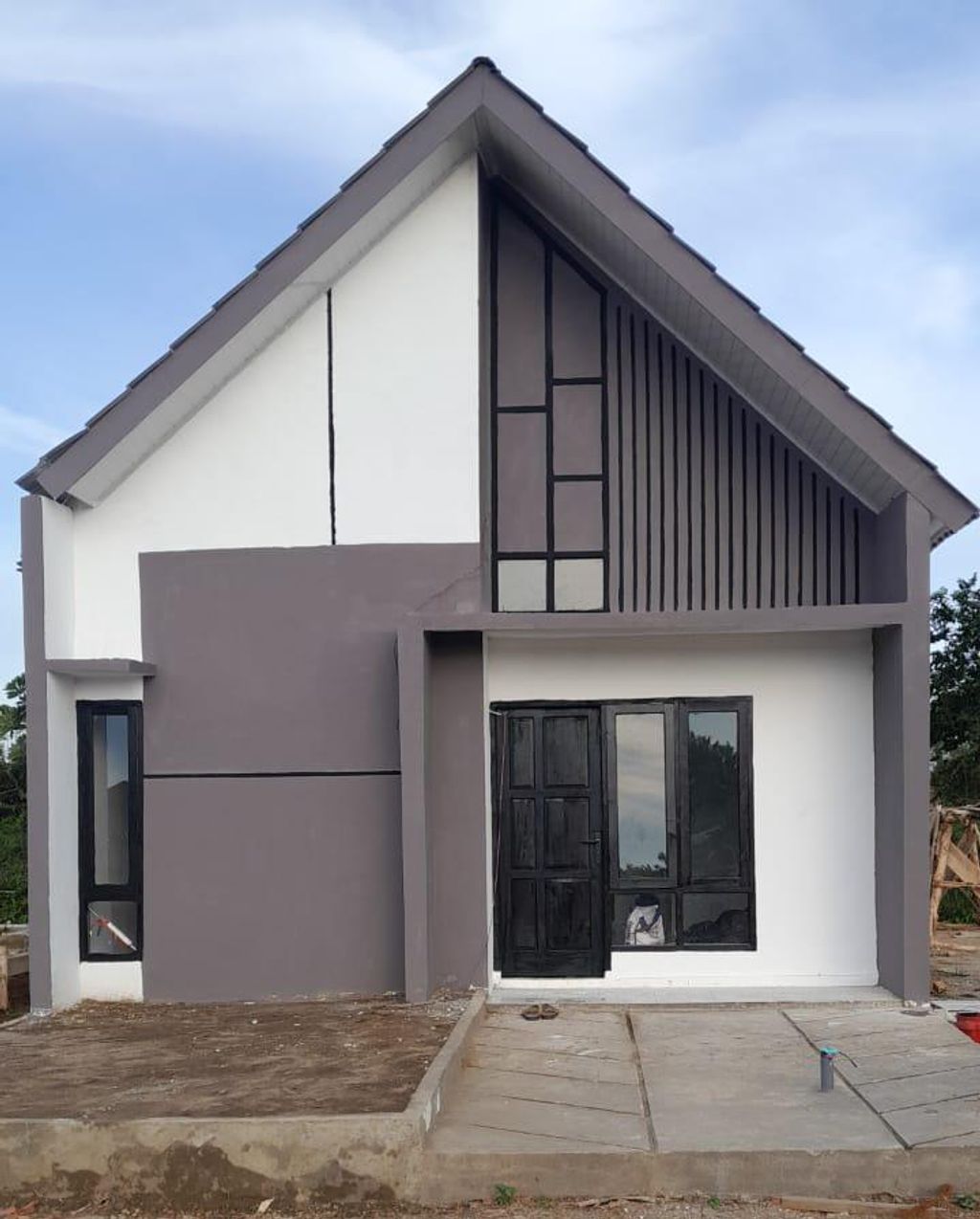 foto tampak rumah tipe 36/90 perumahan Perkasa Residense