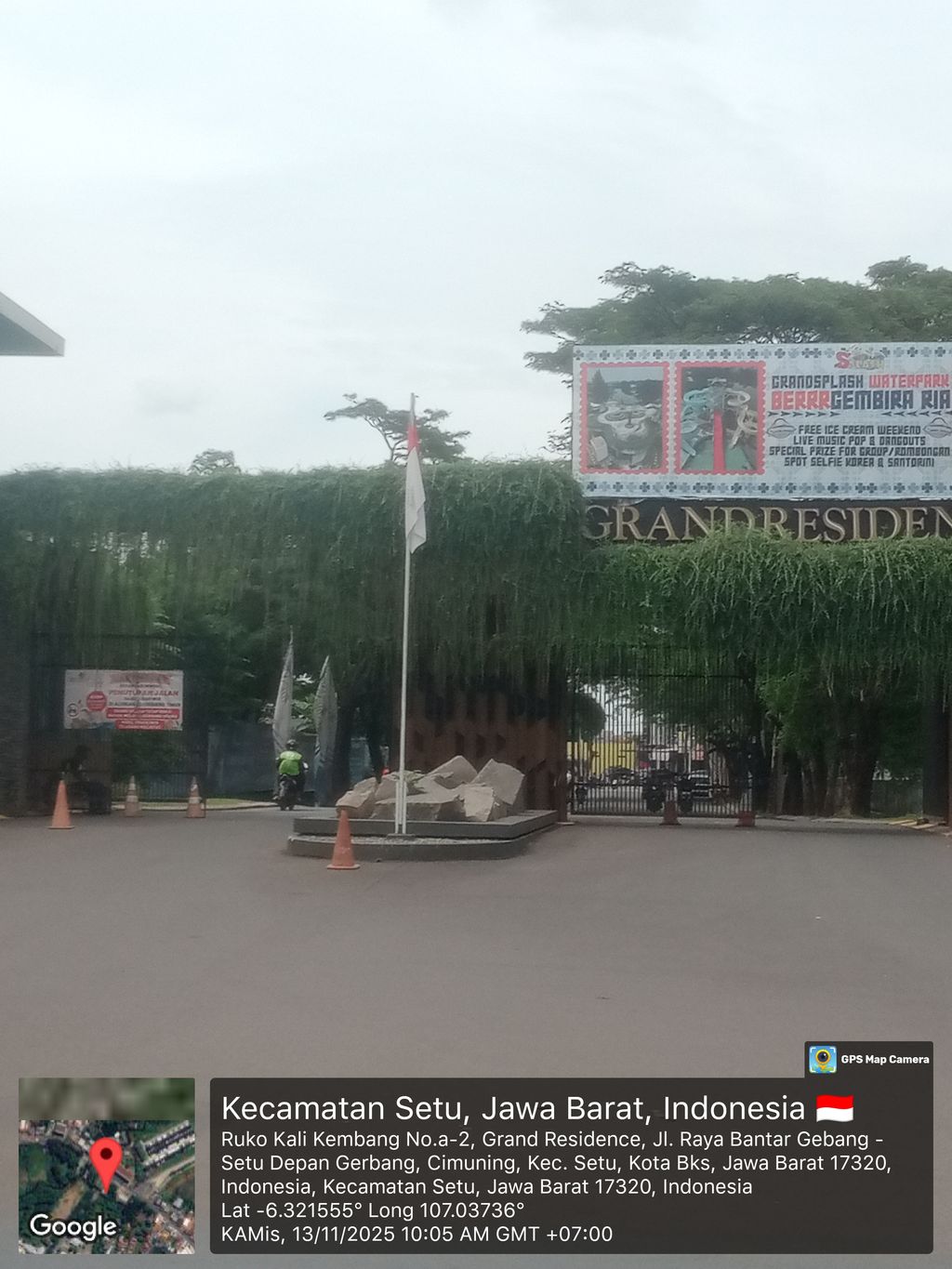 foto gerbang perumahan GRAND RESIDENCE CITY (SD)