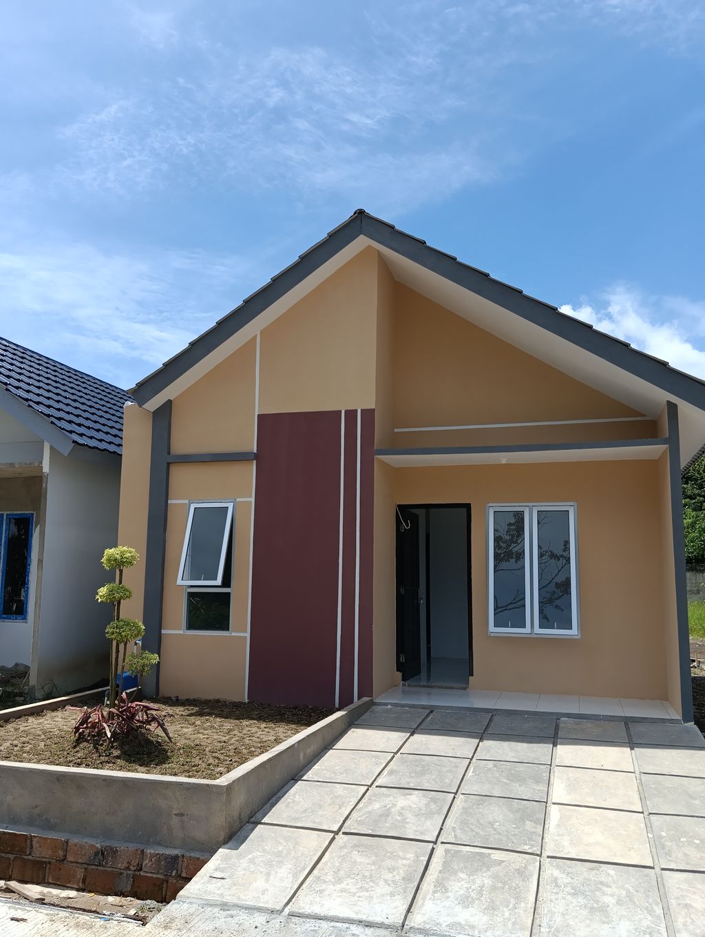 foto contoh rumah perumahan Pelita Village