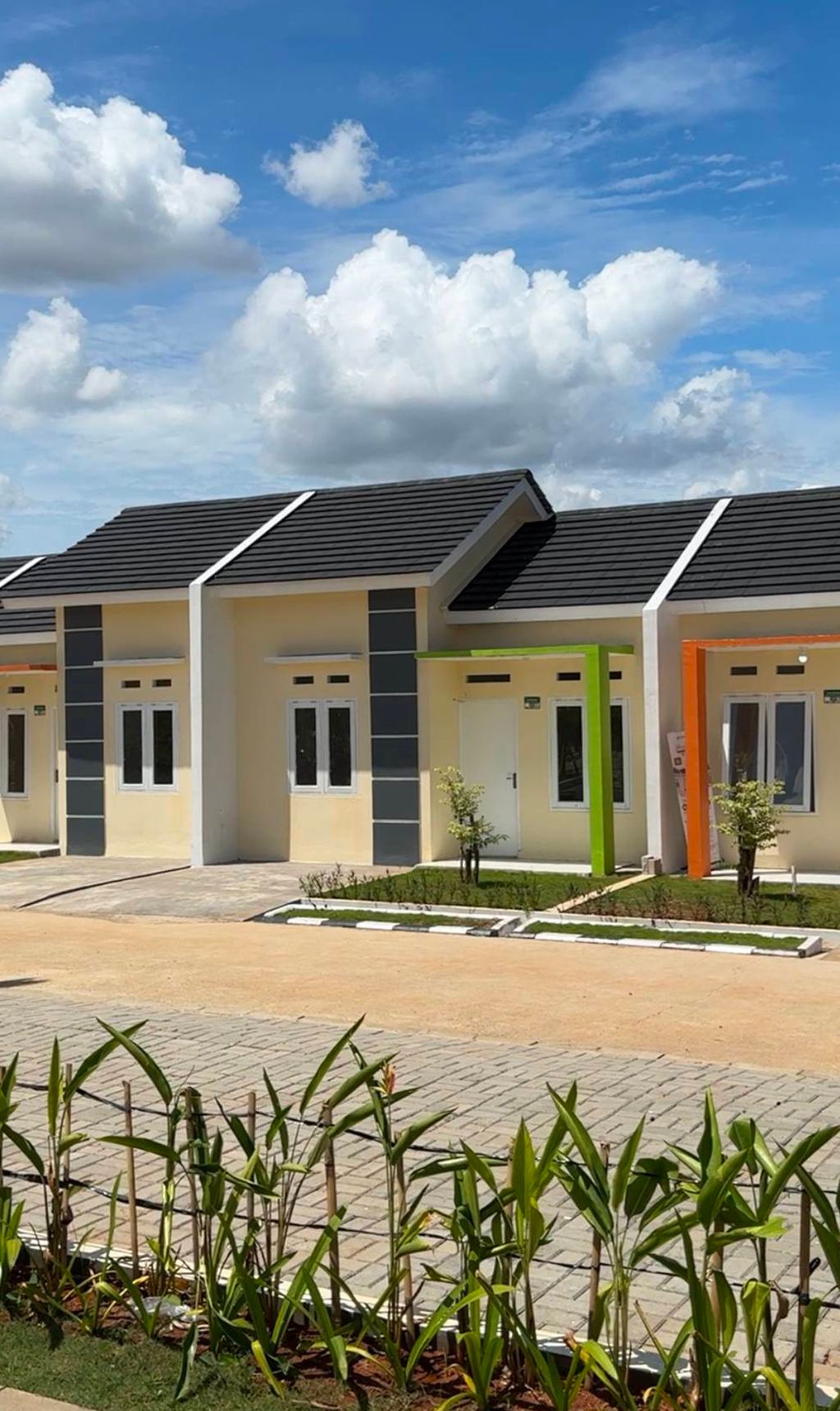 foto contoh rumah perumahan PESONA KAHURIPAN 13